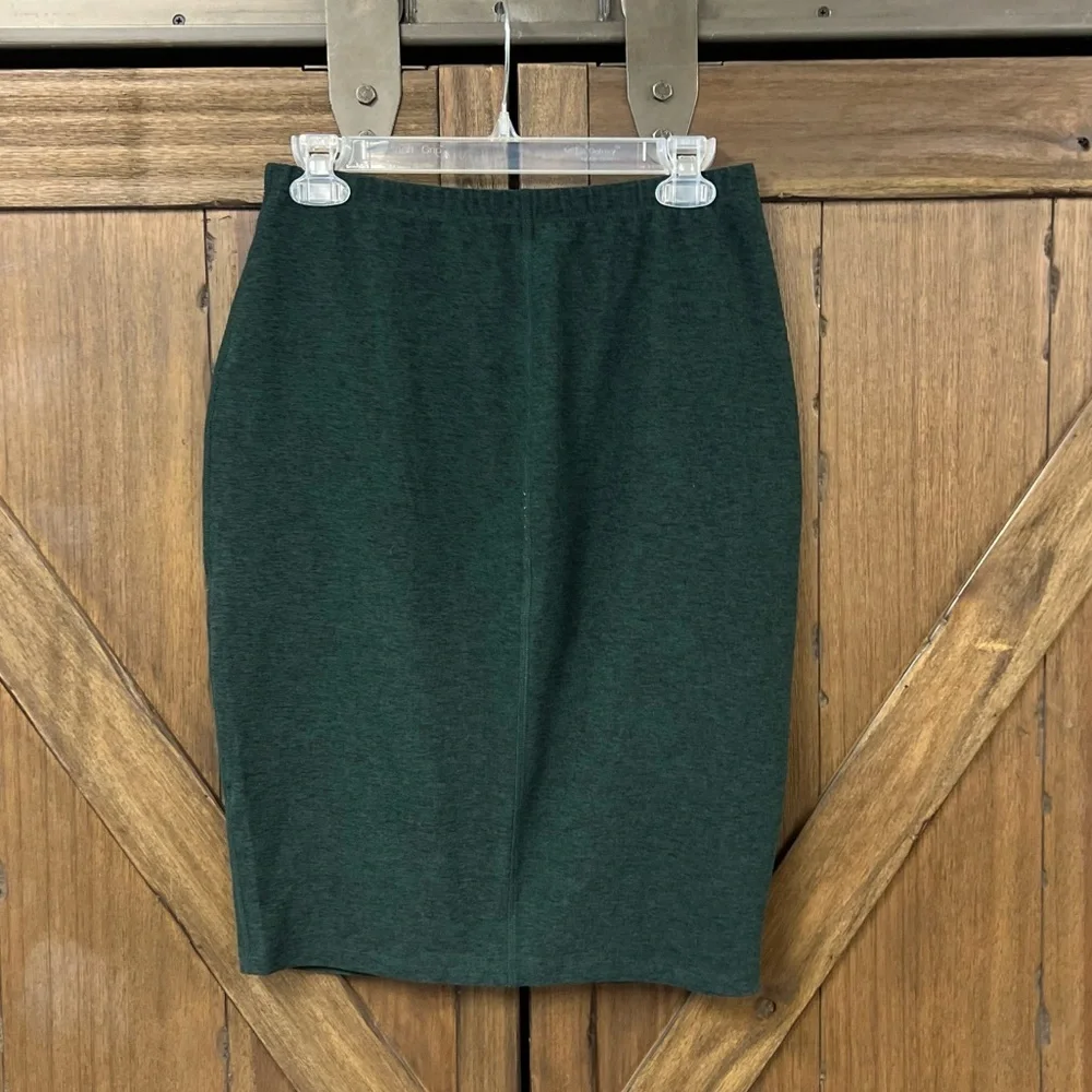 Beyond Yoga Spacedye On the Town Pull On Midi Pencil Skirt Green Size Medium